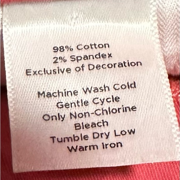 Talbots Women’s Size 8 Stylish Red With Seahorses Shorts EUC - Picture 6 of 7